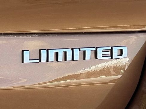 New 2026 Jeep Grand Cherokee L Limited w/ Trailer Tow Package AWD/4WD image 9