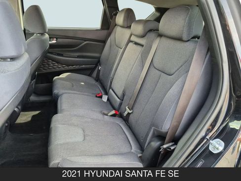 Used 2021 Hyundai Santa Fe SE FWD image 16