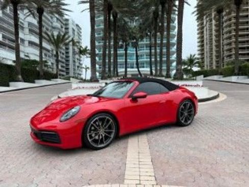 Used 2022 Porsche 911 Carrera RWD image 2