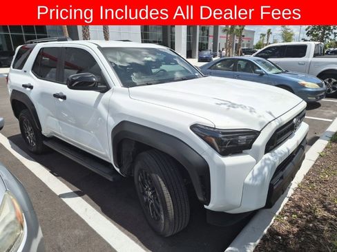 Used 2025 Toyota 4Runner SR5 AWD/4WD image 2