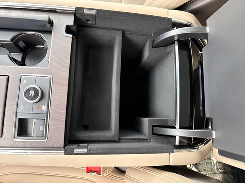 Used 2024 Lincoln Navigator Reserve AWD/4WD image 25