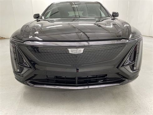 New 2025 Cadillac Lyriq Sport image 14