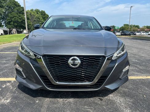 Used 2019 Nissan Altima 2.5 SR w/ SR Premium Package FWD image 9