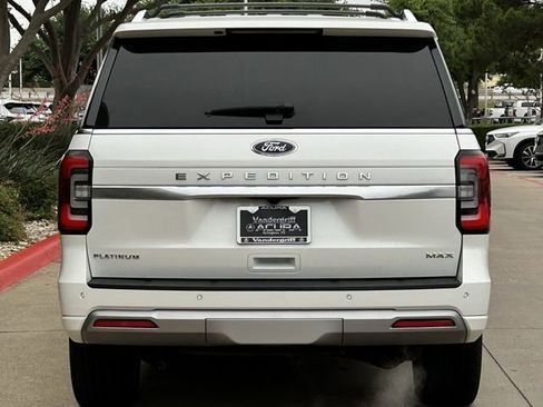 Used 2023 Ford Expedition Max Platinum RWD image 5