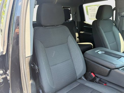 Used 2022 Chevrolet Silverado 1500 RST w/ Max Trailering Package AWD/4WD image 27