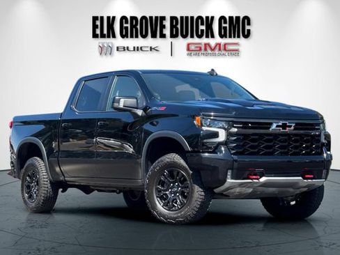 Used 2023 Chevrolet Silverado 1500 ZR2 w/ Technology Package AWD/4WD image 2