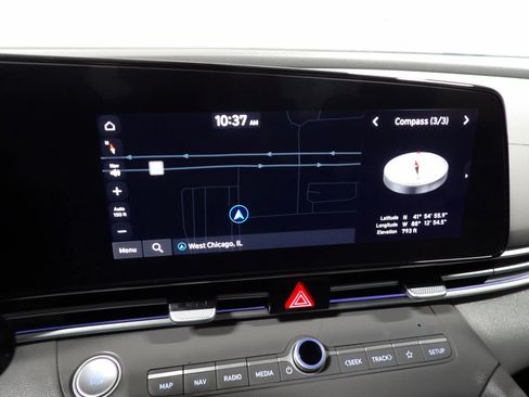 Used 2024 Hyundai Elantra SEL image 18