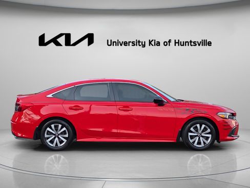 Used 2022 Honda Civic LX image 8