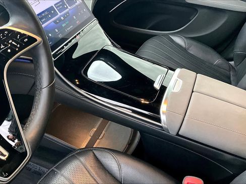 Used 2023 Mercedes-Benz EQS 450+ SUV image 16