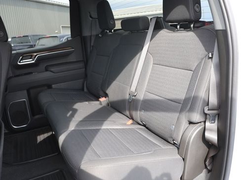 Used 2022 Chevrolet Silverado 1500 LT image 12