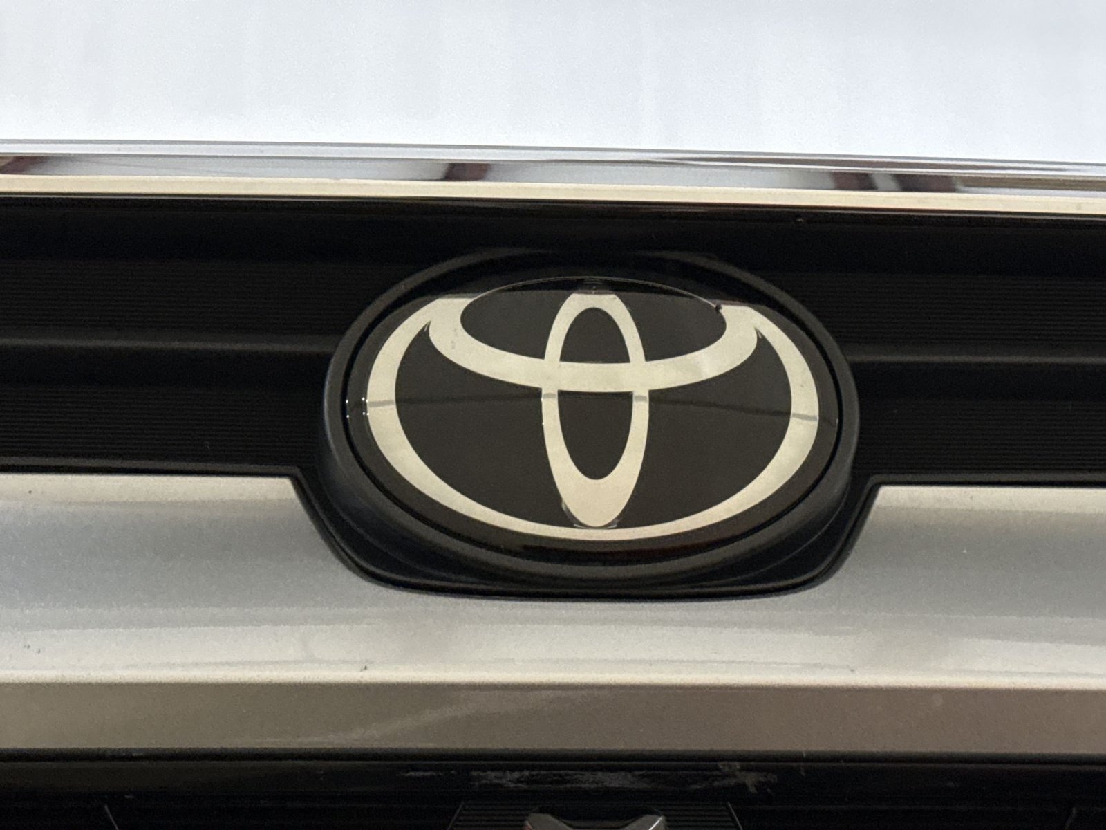 Used 2024 Toyota Grand Highlander AWD image 12