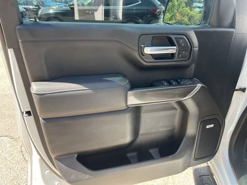 Used 2021 GMC Sierra 1500 AT4 w/ AT4 Premium Package AWD/4WD image 17