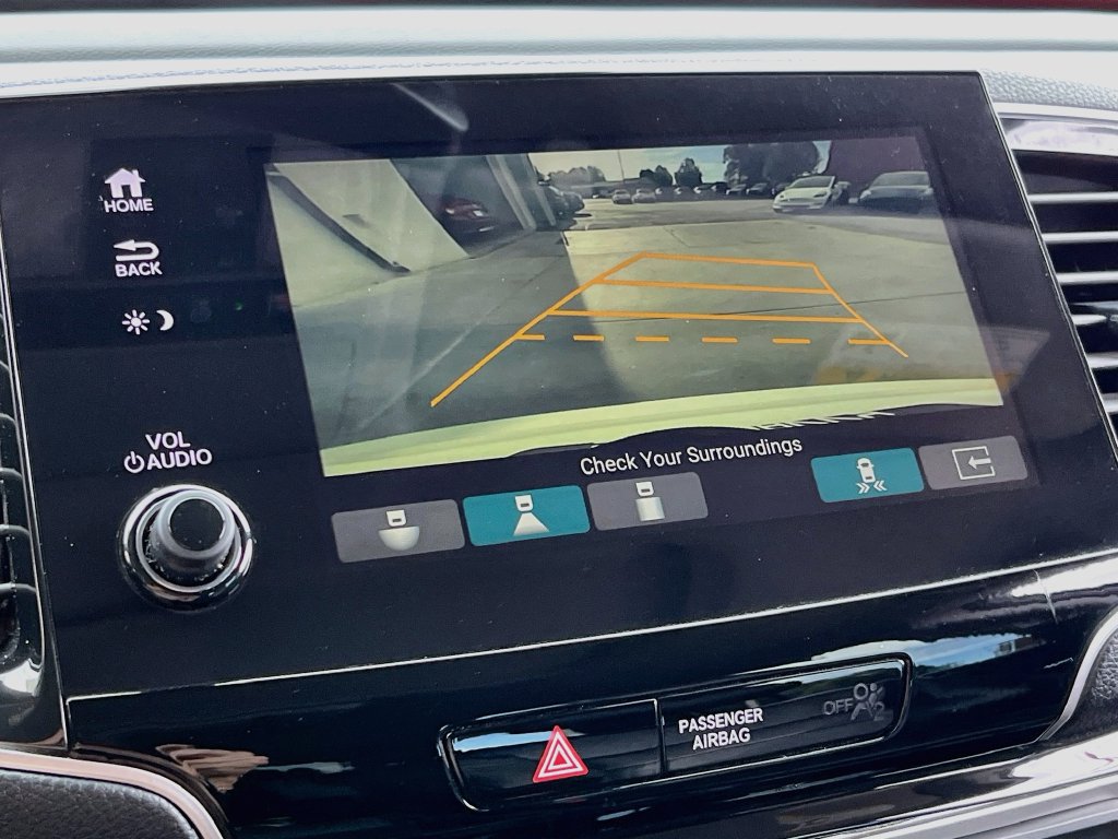 Used 2020 Honda Pilot Touring image 14