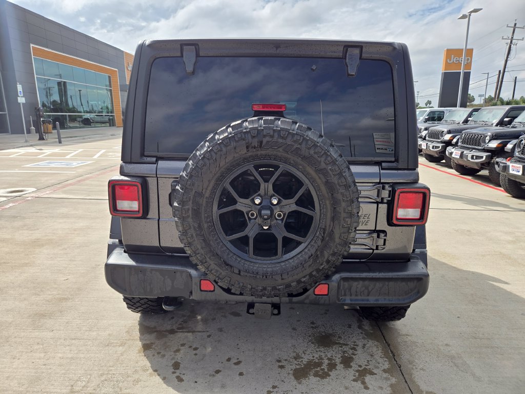 Used 2024 Jeep Wrangler Unlimited Sport AWD/4WD image 4