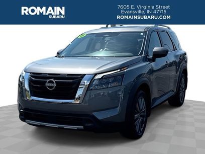 Used 2025 Nissan Pathfinder SL w/ SL Premium Package