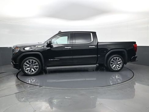 Used 2024 GMC Sierra 1500 Denali image 8