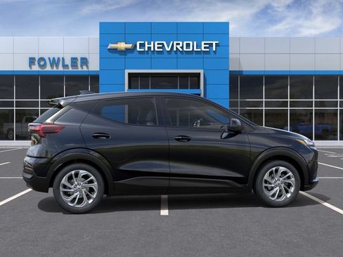 New 2027 Chevrolet Bolt LT w/ Comfort Package FWD image 5