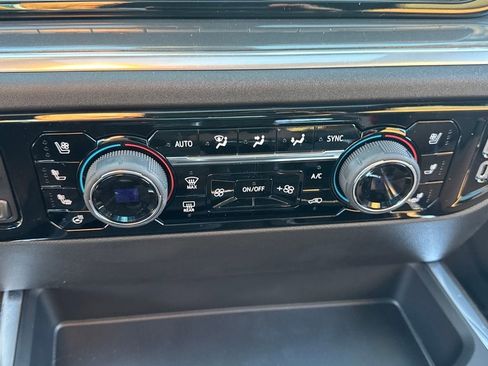 New 2026 Chevrolet Silverado 1500 High Country w/ High Country Premium Package AWD/4WD image 23