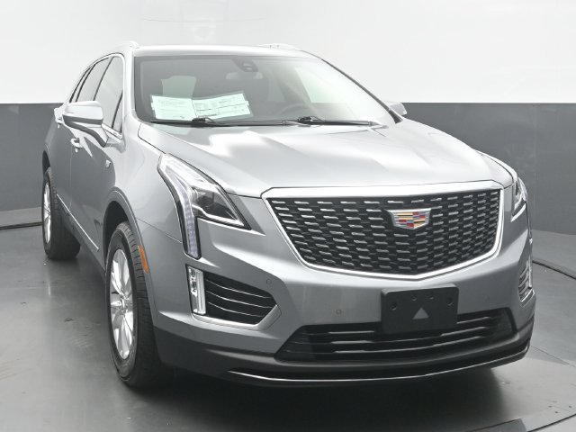 Used 2025 Cadillac XT5 Luxury w/ LPO, Floor Liner Package AWD/4WD image 8