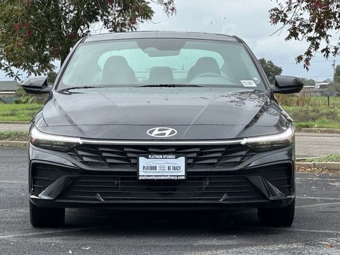New 2026 Hyundai Elantra Sport image 6