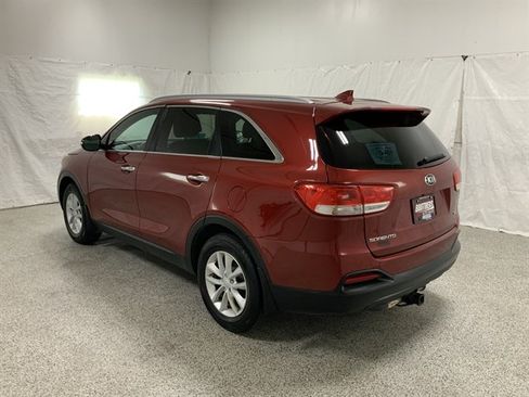 Used 2017 Kia Sorento FWD w/ LX Convenience Package image 7