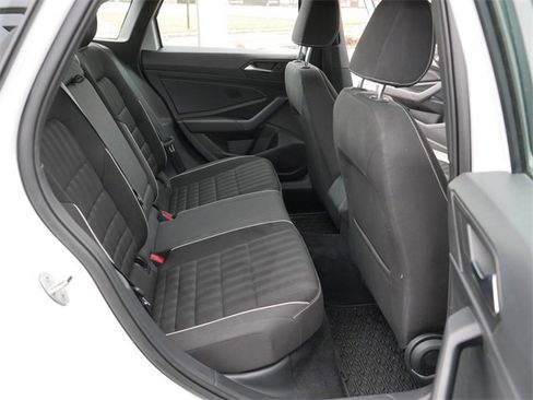 Certified 2022 Volkswagen Jetta Sport image 19