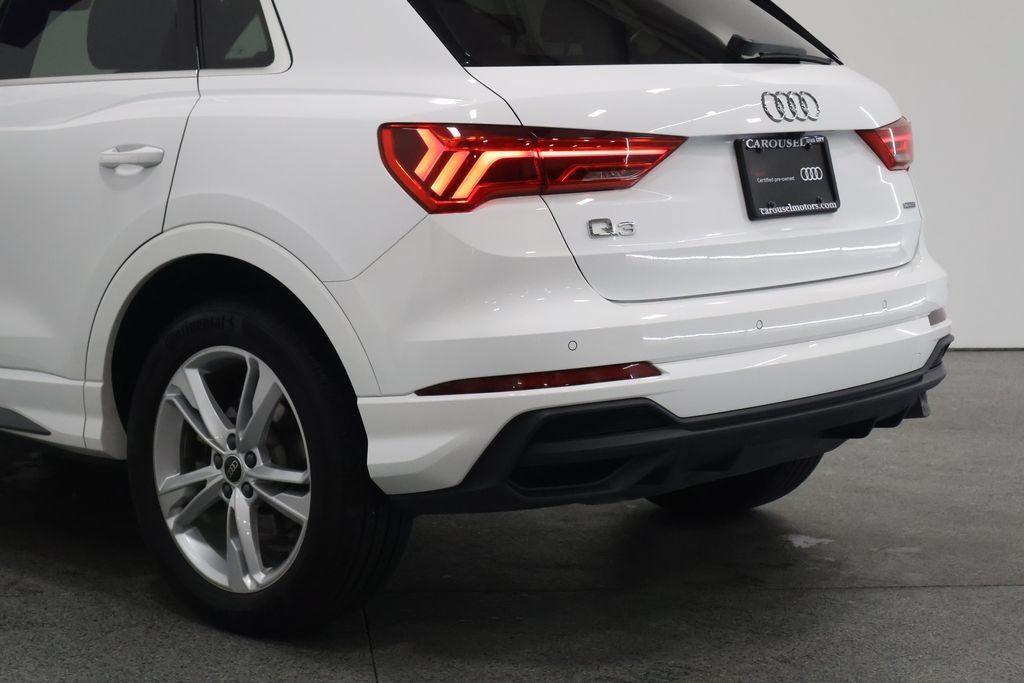Certified 2023 Audi Q3 2.0T Premium Plus w/ Premium Plus Package AWD/4WD image 10