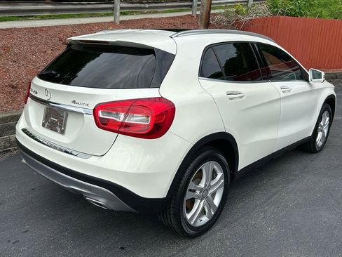 Used 2017 Mercedes-Benz GLA 250 4MATIC w/ Premium Package image 5