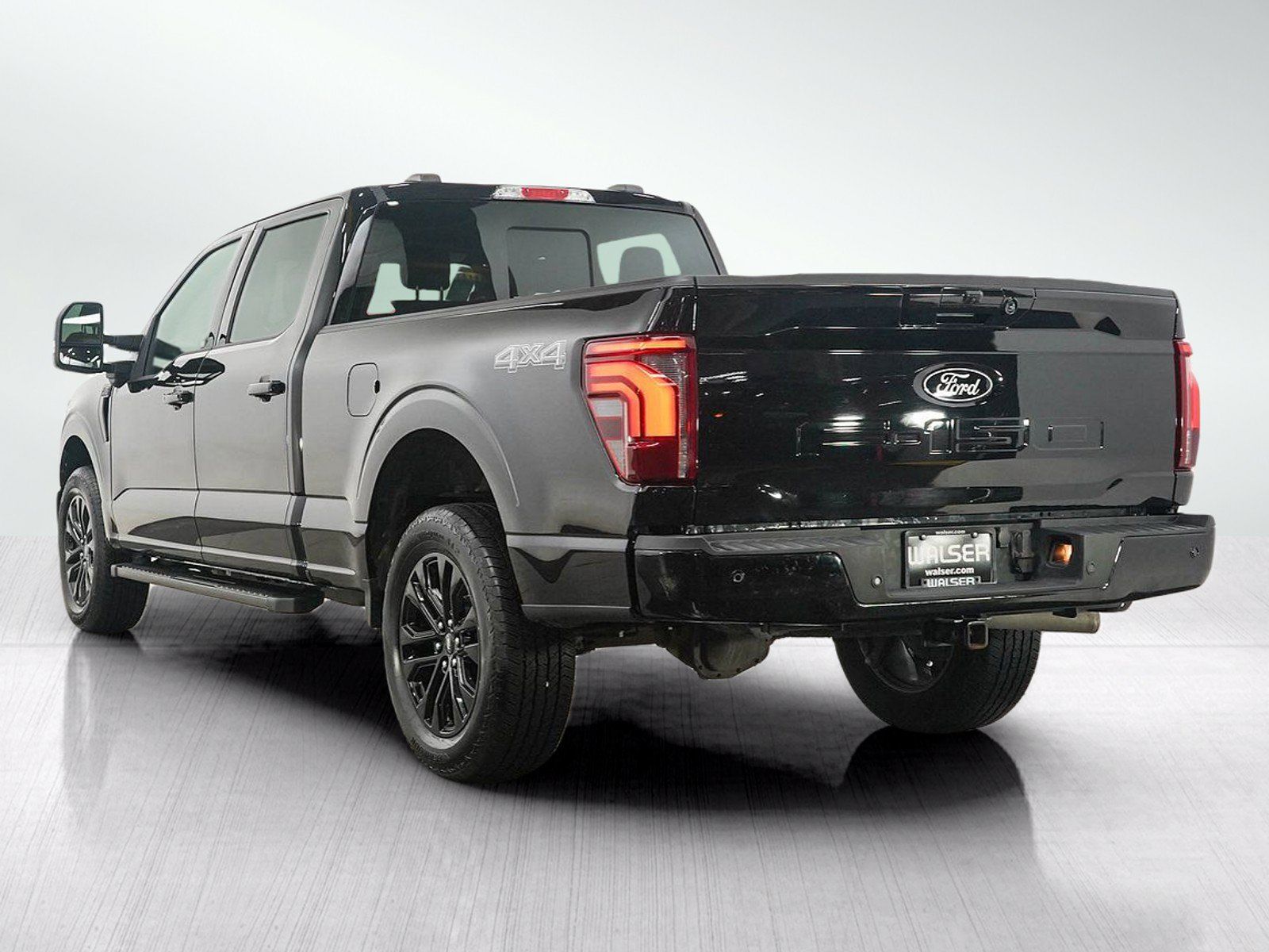Used 2025 Ford F150 Lariat AWD/4WD image 3