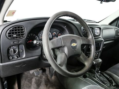 Used 2008 Chevrolet TrailBlazer LT image 4