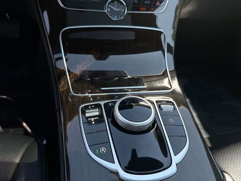 Used 2018 Mercedes-Benz C 300 4MATIC Sedan image 22