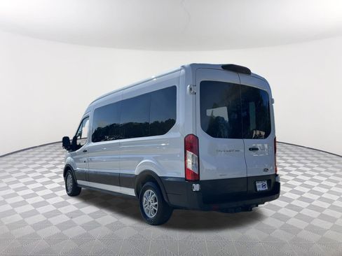Used 2021 Ford Transit 350 XLT image 9