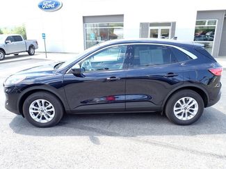 Used 2021 Ford Escape SE video 2