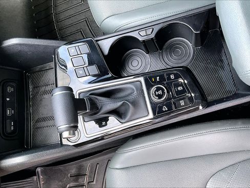 Used 2023 Kia Sportage X-Line w/ X-Line Premium Package image 16