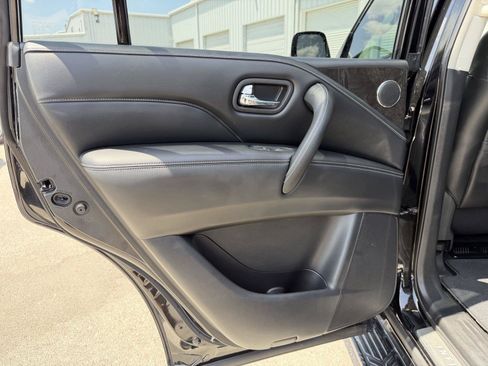 Used 2022 INFINITI QX80 Luxe w/ Cargo Package RWD image 18
