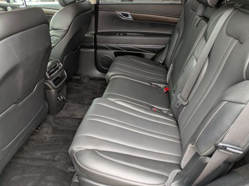 Used 2024 Genesis GV80 2.5T image 15