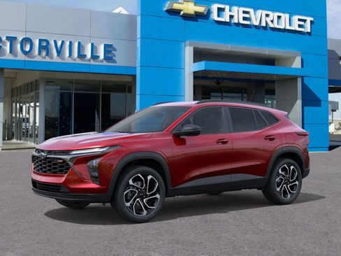 New 2026 Chevrolet Trax RS w/ Driver Confidence Package image 2