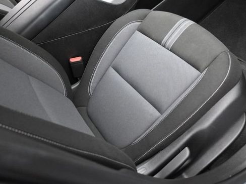 Used 2025 Chevrolet Blazer LT FWD image 35