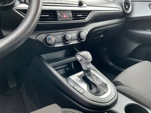 Used 2023 Kia Forte LXS w/ LXS Technology Package image 18