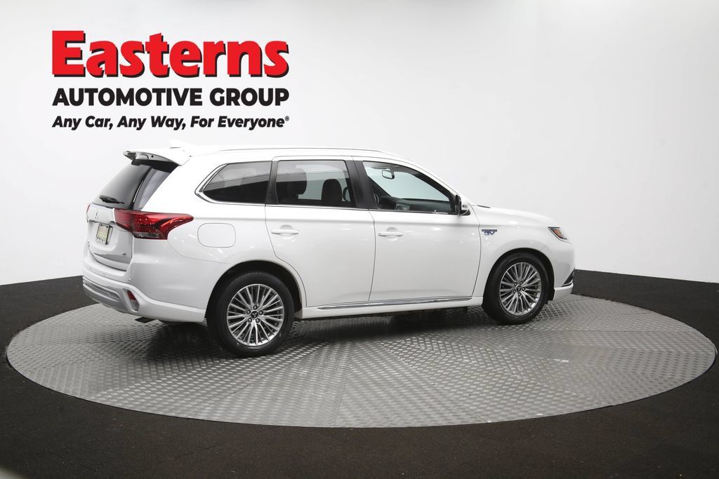 Used 2020 Mitsubishi Outlander SEL AWD/4WD image 44