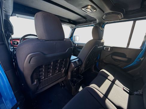 Used 2020 Jeep Gladiator Rubicon w/ Trailer Tow Package image 22