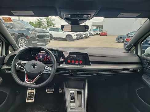 Used 2022 Volkswagen GTI Autobahn FWD image 18