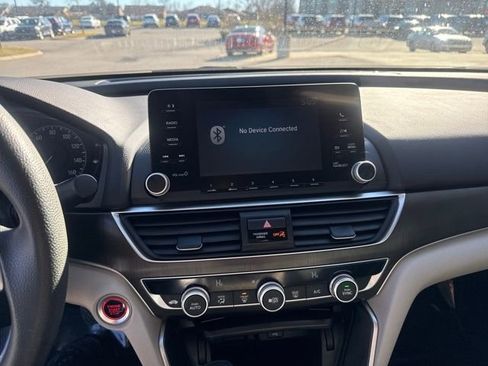 Used 2019 Honda Accord LX image 14