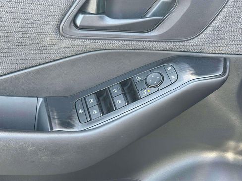 Certified 2023 Nissan Rogue S image 17