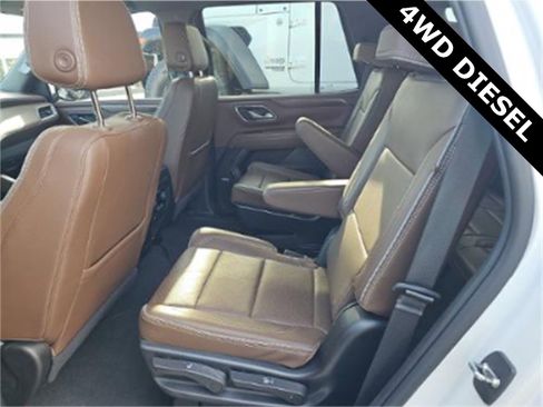 Used 2023 Chevrolet Tahoe High Country image 5