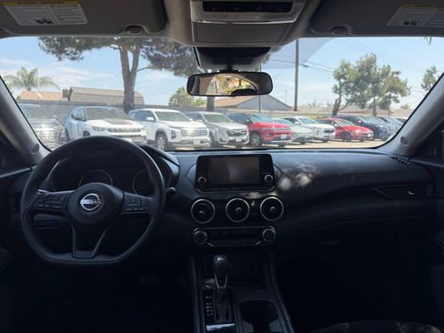 Used 2025 Nissan Sentra S FWD image 29