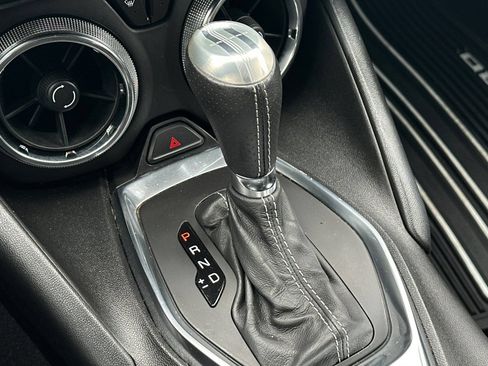 Used 2018 Chevrolet Camaro SS RWD image 21