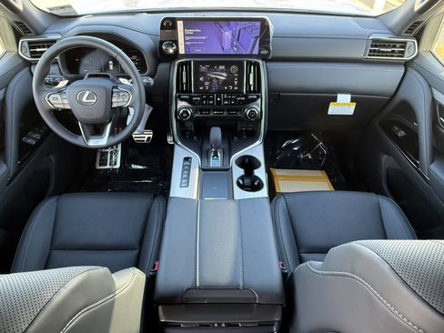 New 2026 Lexus LX 700h F Sport image 26