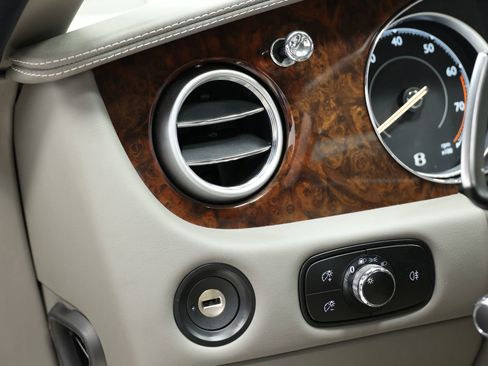 Used 2016 Bentley Continental GT V8 S image 19