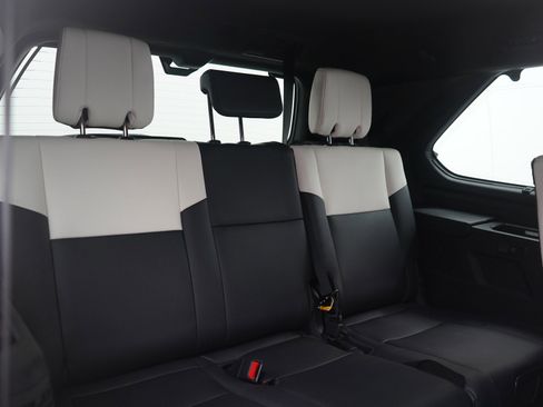 Used 2025 Toyota Sequoia Capstone image 11